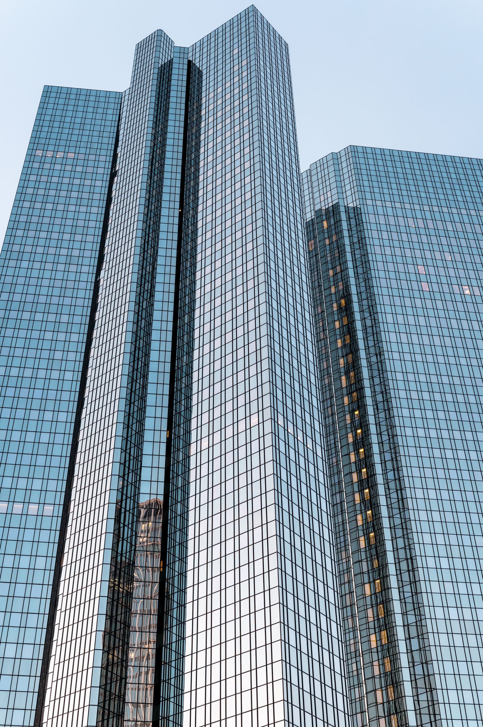 Prédios de instituições financeiras, cenário das ações contra bancos e financeiras